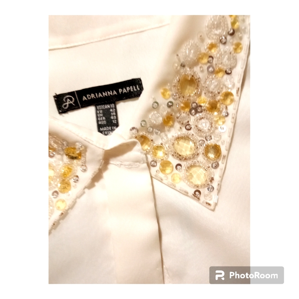 Size 10 Adrianna Papell blouse.